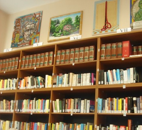 Biblioteca Comunale Domenico Cirillo